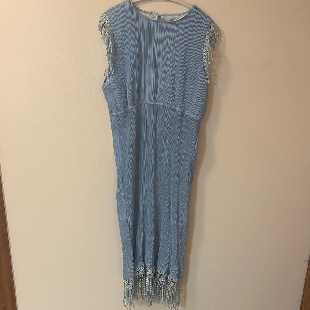 Elegant Blue Sleeveless Dress